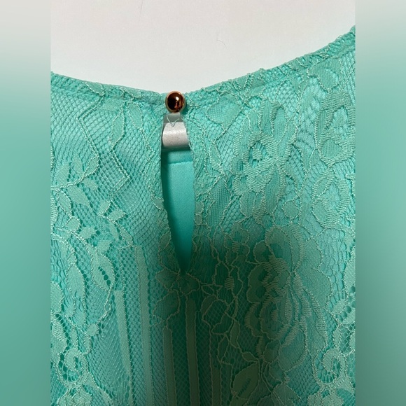 XHILARATION LACE PALE GREEN JR SIZE  M DRESS - Picture 4 of 8